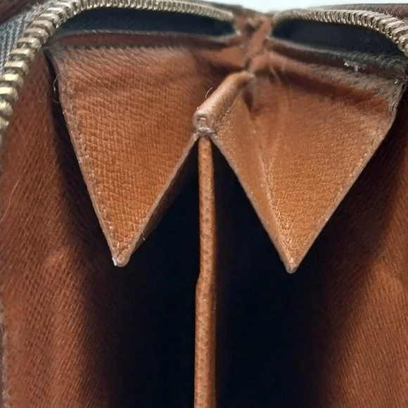 Louis Vuitton Brown Monogram Wallet - Picture 11 of 16